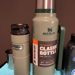 Термос STANLEY CLASSIC 1,4L 10-08265-001 темно-зеленый